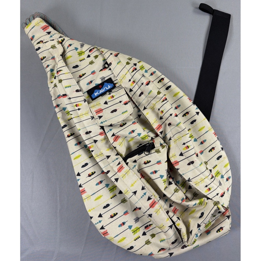 KAVU Rope Sling Bag Arrow Print Crossbody Backpack Festival Travel